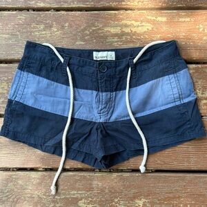 Old Navy Women's Navy and Light Blue Cargo Shorts